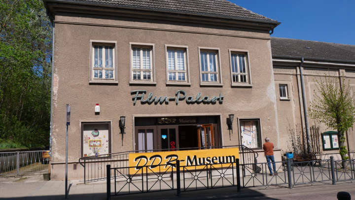 Eingang DDR-Museum in Malchow (MV)